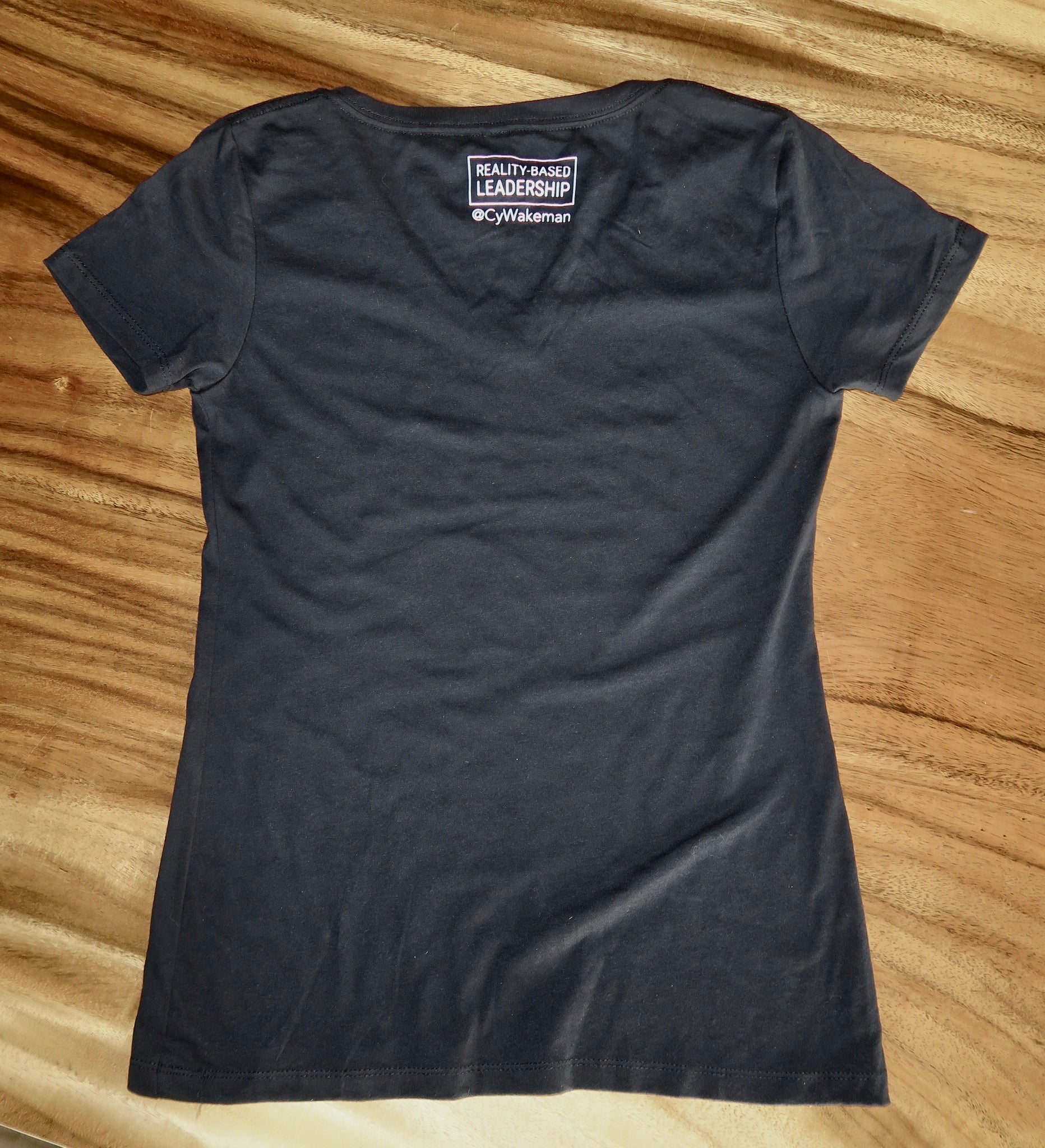 V neck t-shirt - Believe - For women - ethica